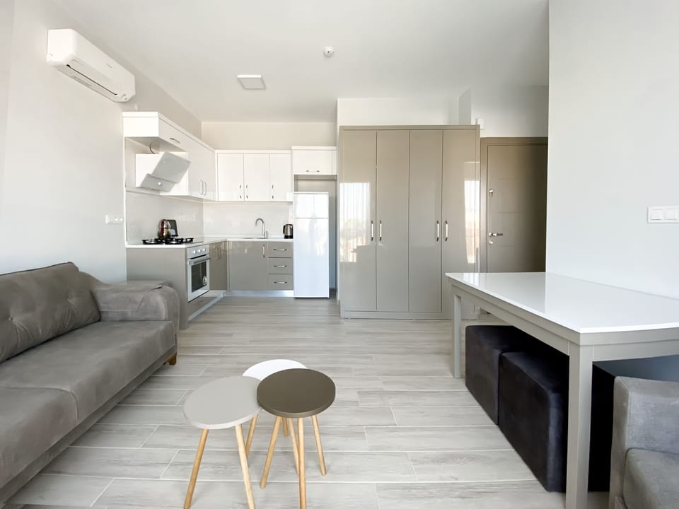 Apart 1 | Premium bedding, soundproofing, free WiFi, bed sheets