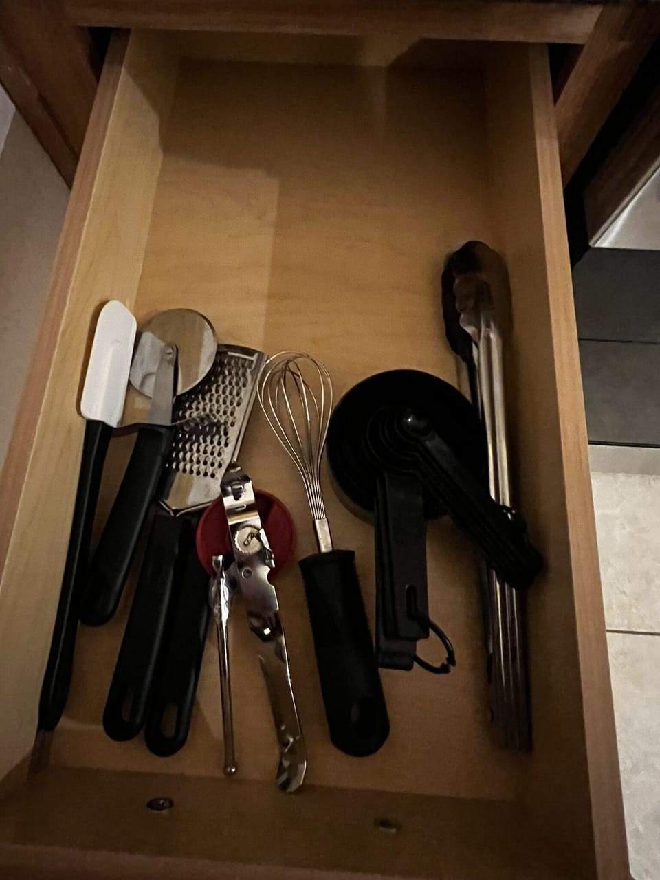 Deluxe Studio | Private kitchenette | Coffee/tea maker, full-size fridge, microwave, oven