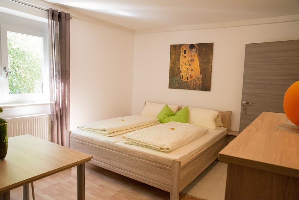 Double Room, Garden View | WiFi (free)
