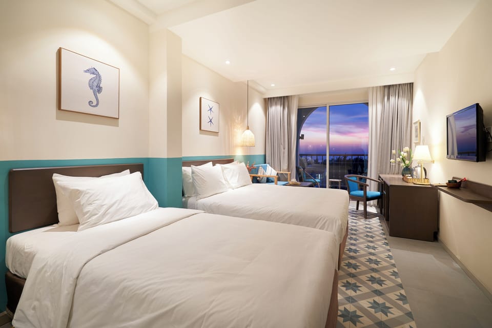 Junior Quadruple Room | Minibar, desk, laptop workspace, WiFi (free)