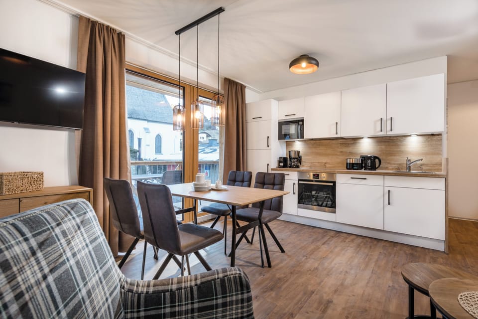 Classic Apartment | Hypo-allergenic bedding, in-room safe, individually furnished, free WiFi