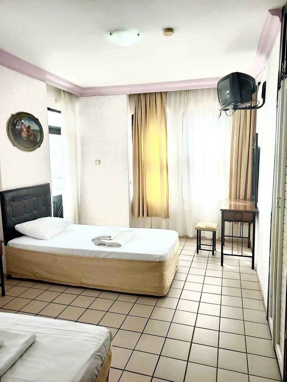Standard Room | Bed sheets