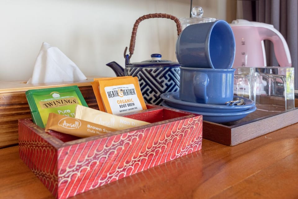 Pillowtop beds, minibar, in-room safe, iron/ironing board