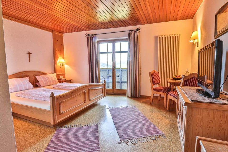 Double Room | Free WiFi