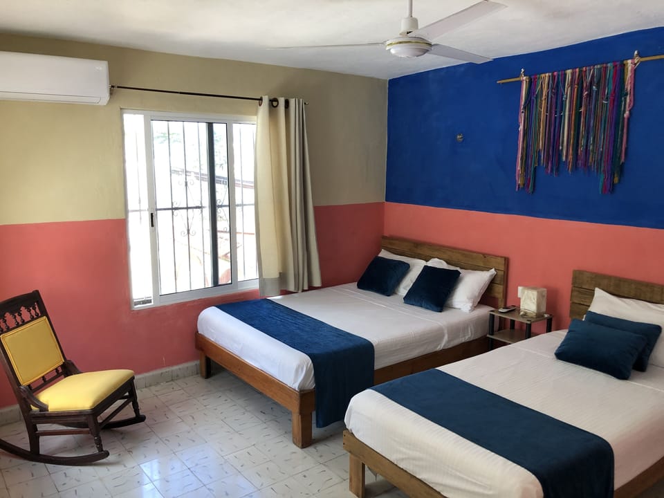 Family Room | Laptop workspace, soundproofing, WiFi (free), bed sheets