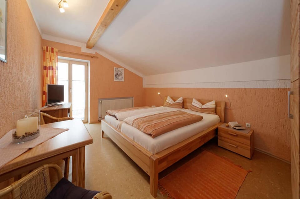 Double Room | Free WiFi