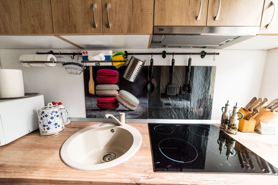 Shared fridge, microwave