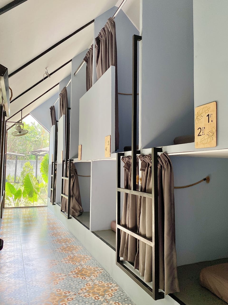 Laptop workspace, blackout drapes, free WiFi, bed sheets