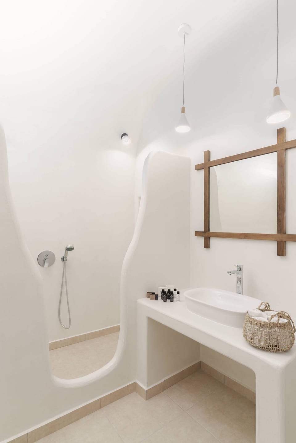 Luxury Villa, 2 Bedrooms, Hot Tub, Executive Level | Bathroom | Shower, rainfall showerhead, designer toiletries, hair dryer