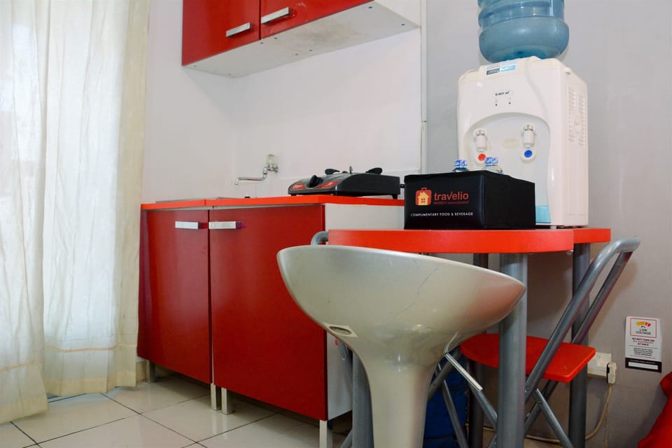 Room | In-room dining