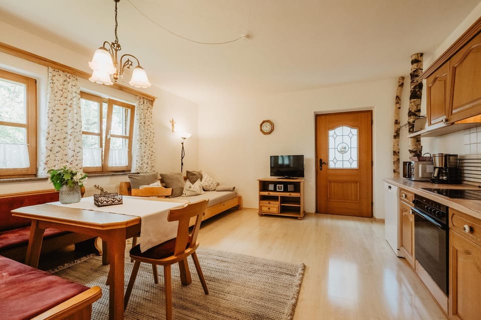 Apartment, 2 Bedrooms | Living area | 20-inch TV with satellite channels