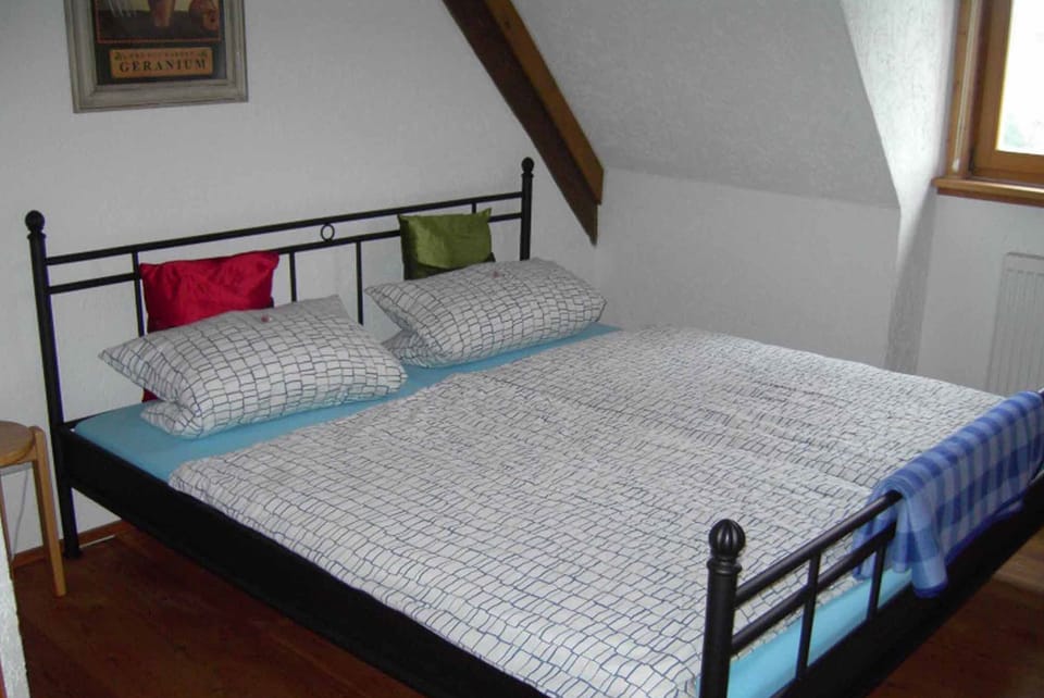 Apartment | 2 bedrooms, free WiFi, bed sheets