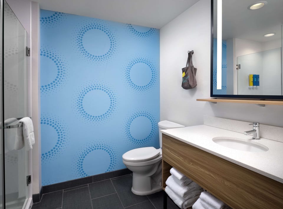 Bathroom shower