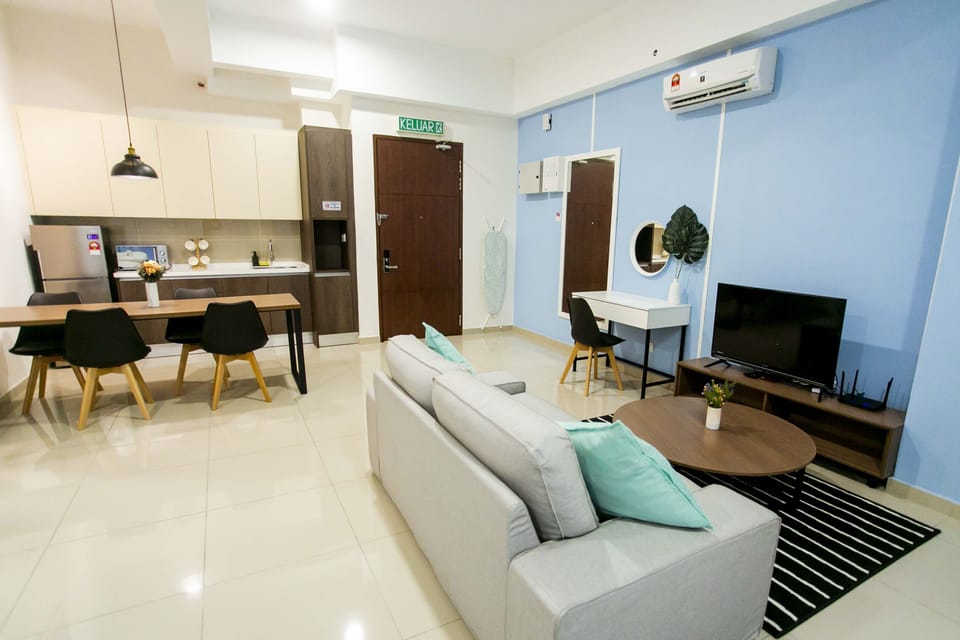Superior Studio | Living area | Flat-screen TV