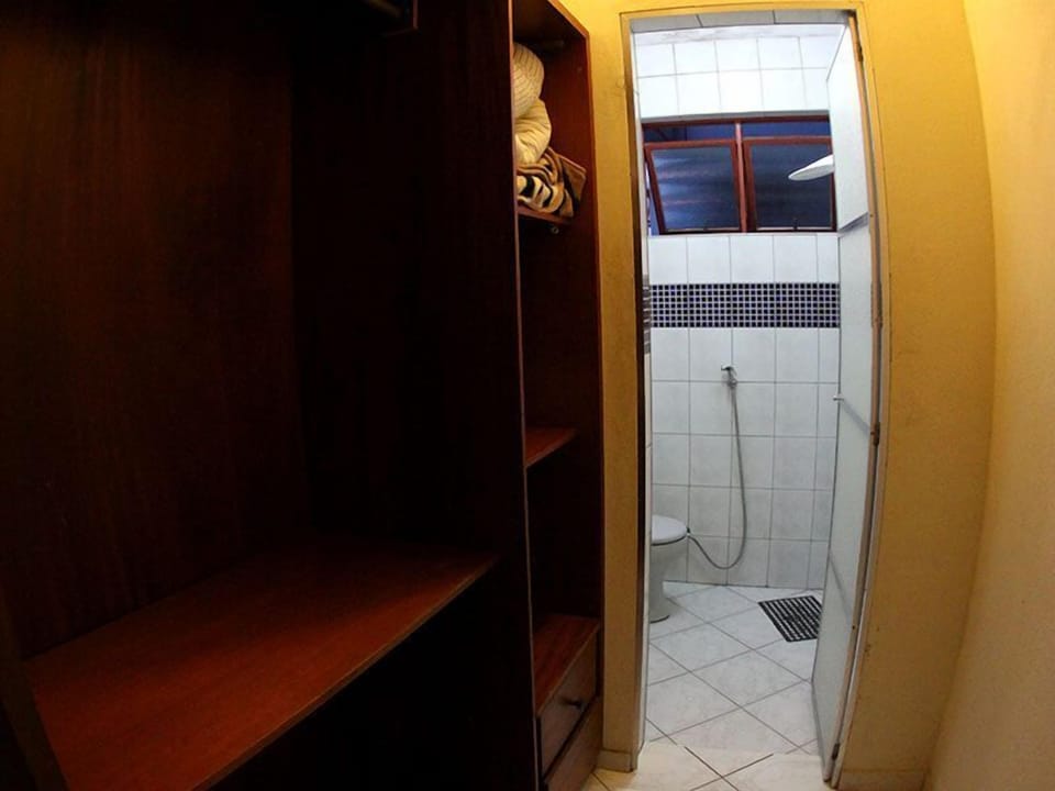 Deluxe Room | Bathroom | Shower, bidet, towels, soap