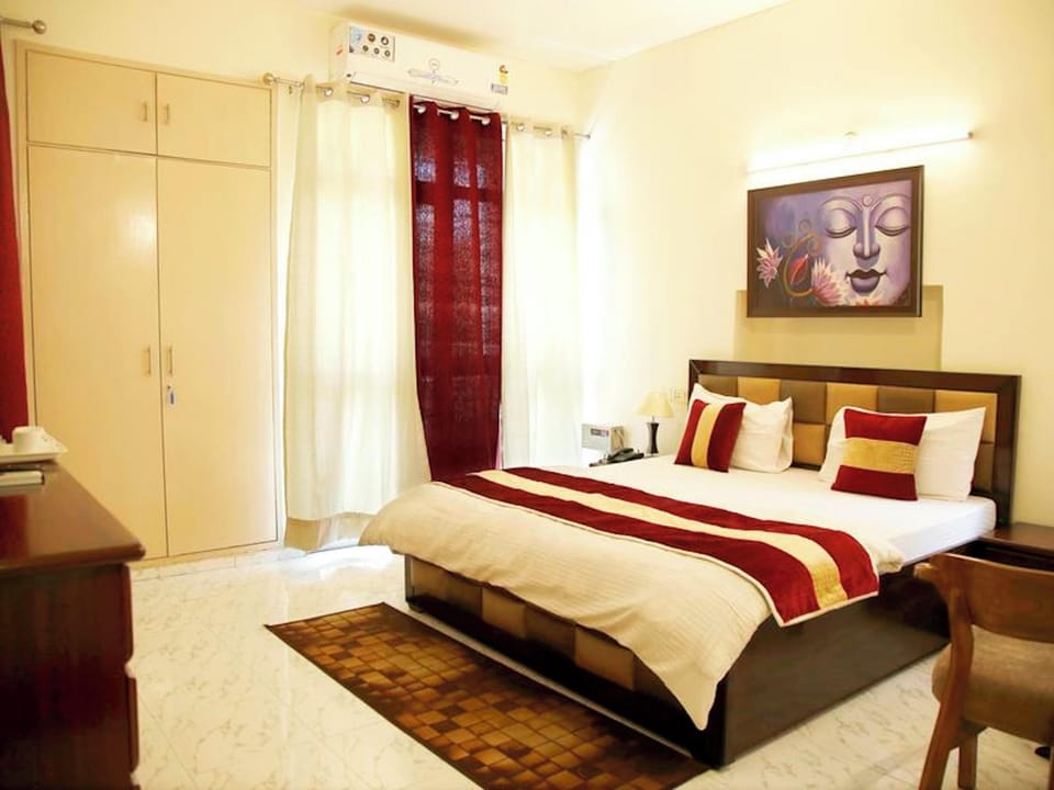 Room, Multiple Bedrooms, Accessible, Smoking | 7 bedrooms