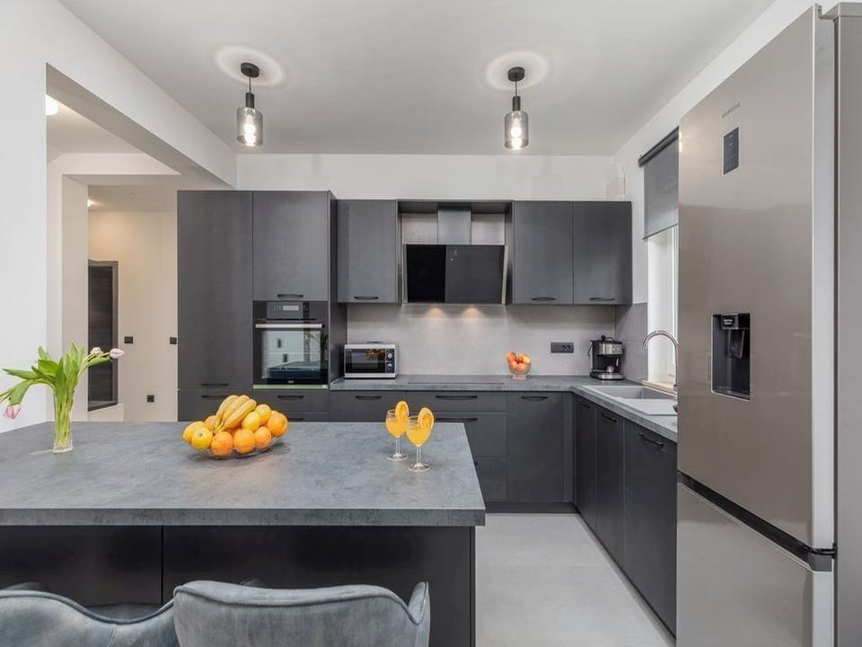 Villa, Multiple Bedrooms, Private Pool, Garden View | Interior
