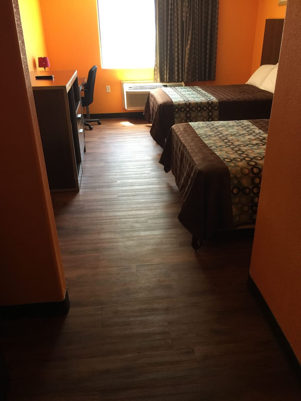 Desk, free WiFi, bed sheets