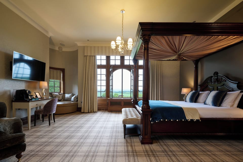 Miller Suite | Egyptian cotton sheets, premium bedding, desk, laptop workspace