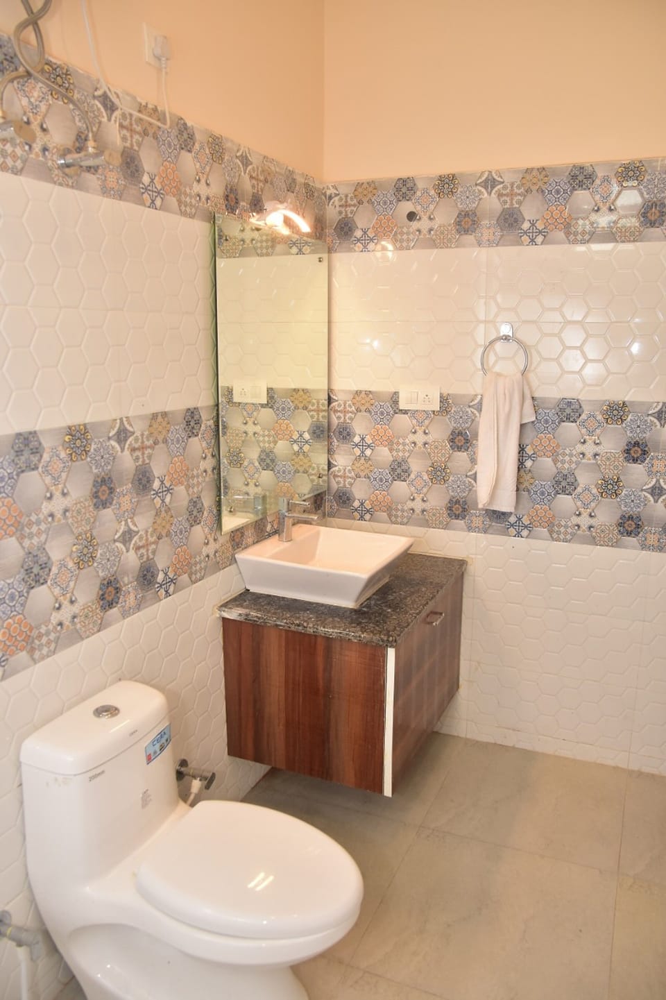 Free toiletries, hair dryer, towels, soap