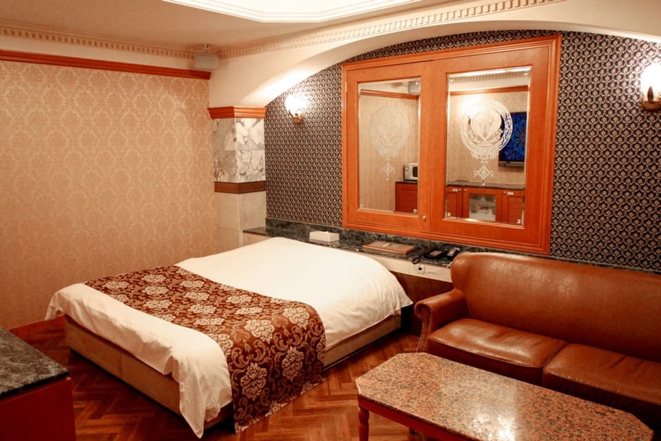 Standard Double Room, Smoking | Soundproofing, WiFi (free), bed sheets