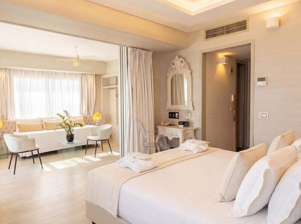 Premium bedding, minibar, in-room safe, individually decorated