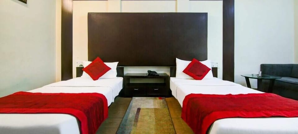Deluxe Room | Egyptian cotton sheets, premium bedding, down comforters