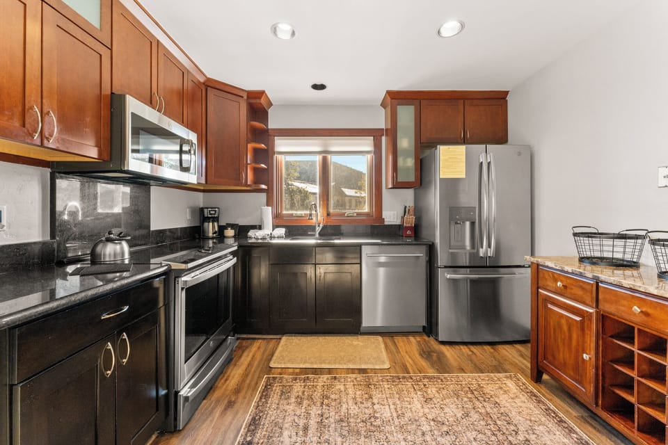 House (3 Bedrooms) | Property amenity