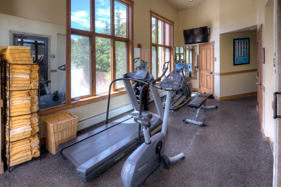 Red Hawk Lodge by Summit County Mountain Retreats Apartment in Keystone