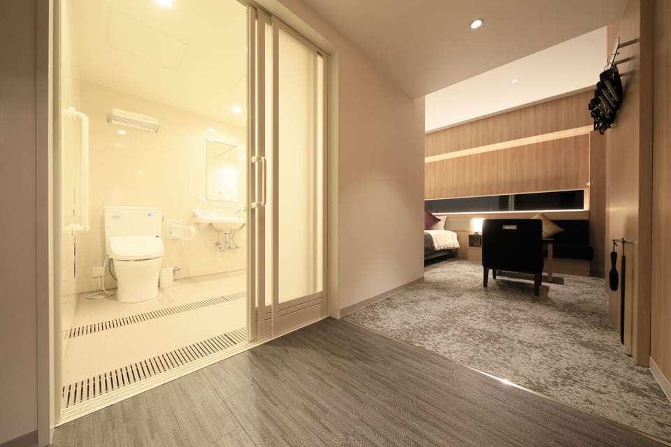 Universal Room, Non smoking(Free Access to MANGA Library) | Bathroom | Combined shower/tub, free toiletries, hair dryer, slippers