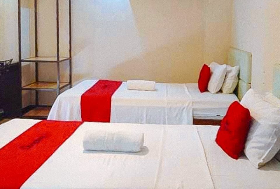 Twin Room (Window is not Guaranteed) | Desk, WiFi, bed sheets