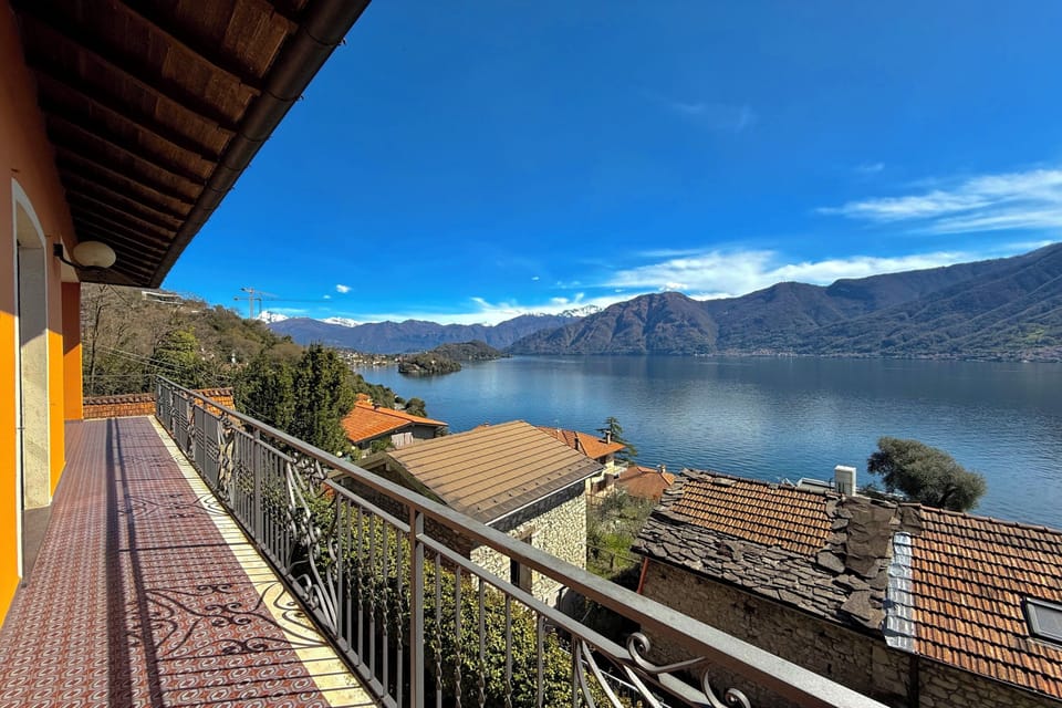 Family Apartment, 3 Bedrooms, 2 Bathrooms, Mountainside (Isola Vista - Terrazzo) | Balcony