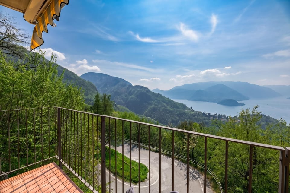 Family Apartment, 2 Bedrooms, Balcony, Mountainside (Alto Perledo Terrazzo) | Property grounds
