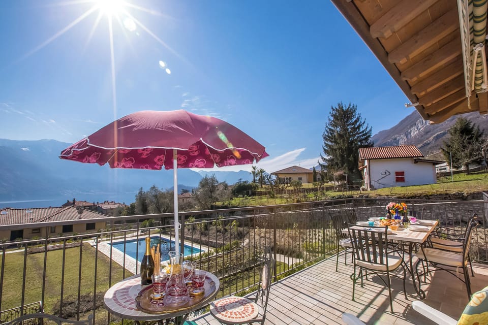 Family Apartment, 2 Bedrooms, 2 Bathrooms, Mountainside (Tremezzo Ulivi Apt. 7) | Outdoor dining