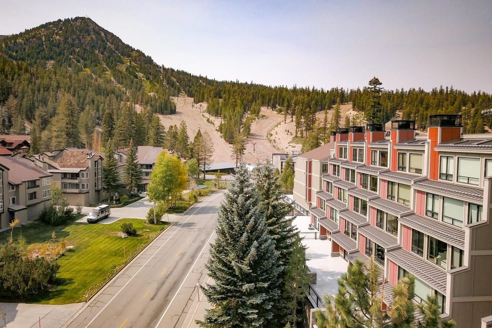 Condo, 2 Bedrooms | Exterior