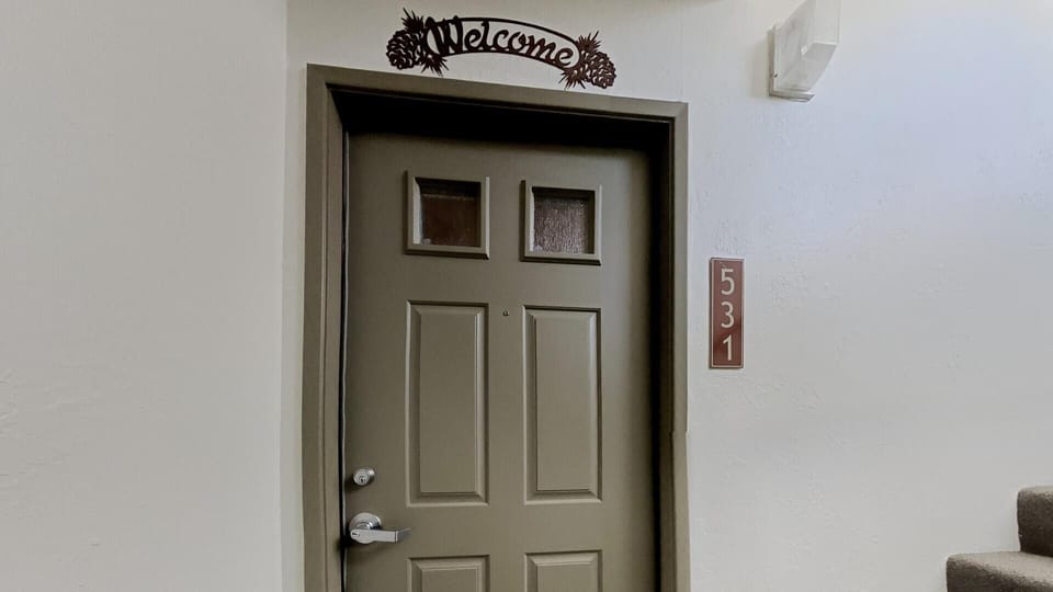 Condo, 2 Bedrooms | Interior