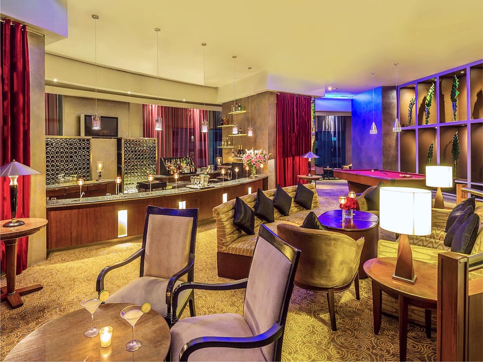 Discovery Suites Hotel in Pasig