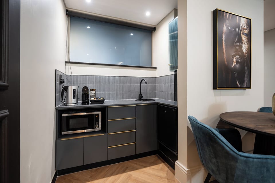 Grand Suite (Grand King Suite) | Private kitchen