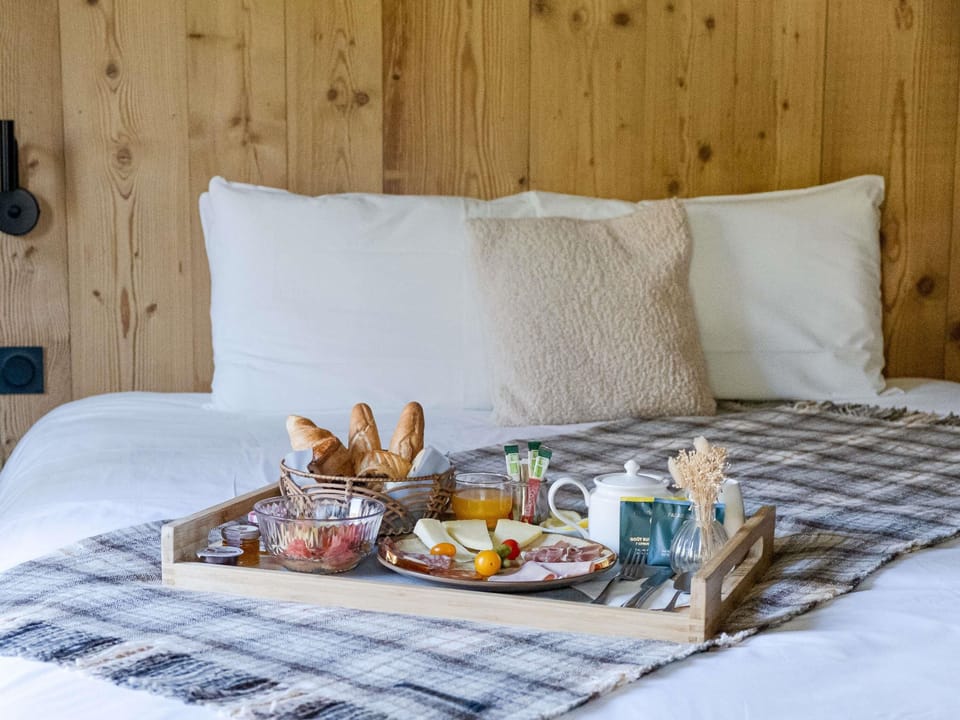 Daily continental breakfast for a fee
