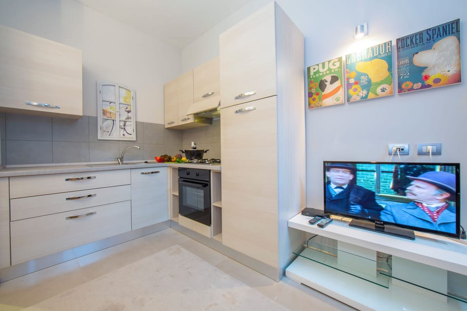 Family Villa, Multiple Bedrooms (Villa Lucia Laglio) | Private kitchen | Full-size fridge, microwave, oven, stovetop