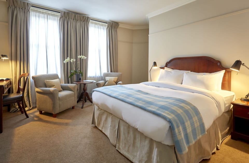 Superior Room | Desk, rollaway beds, free WiFi, bed sheets