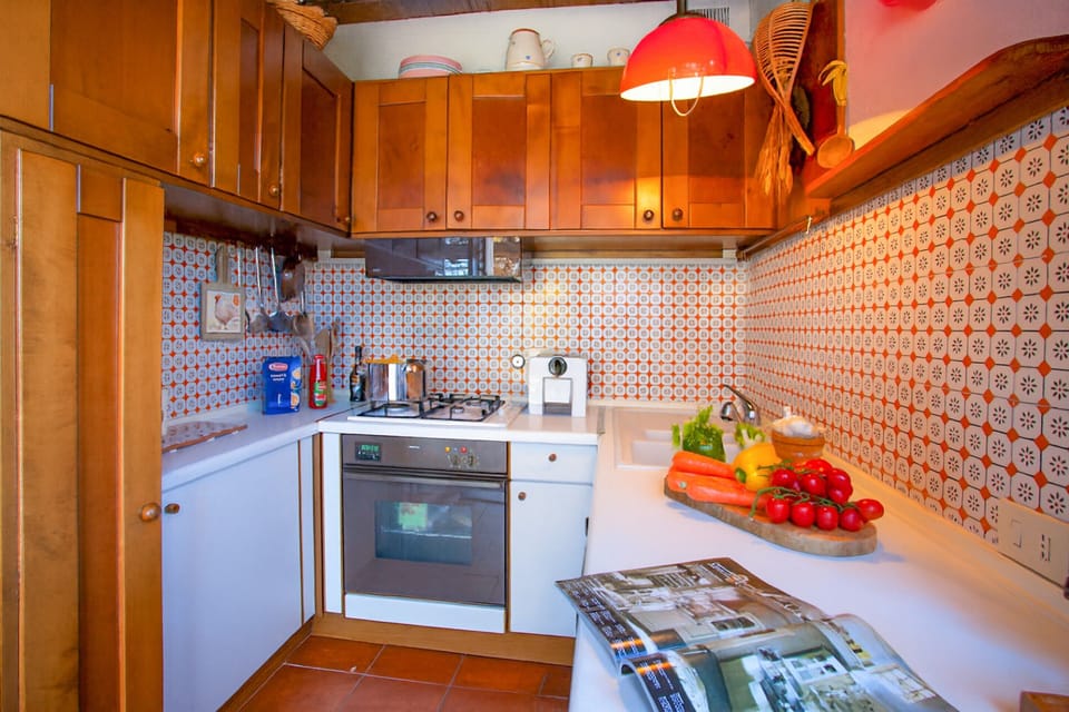Family Villa, 6 Bedrooms, Microwave, Mountainside (Villa Intelvi) | Private kitchen | Microwave, oven, stovetop, dishwasher