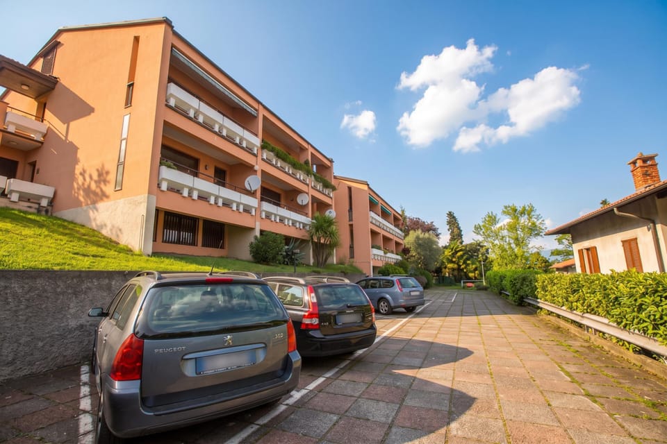 Family Apartment, 3 Bedrooms, 2 Bathrooms, Mountainside (Cadenabbia Vista Lago) | Property grounds