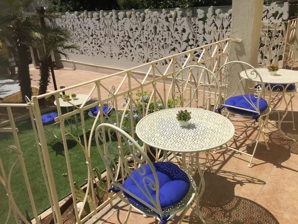 Room, 1 Bedroom, Smoking, Balcony | Outdoor dining