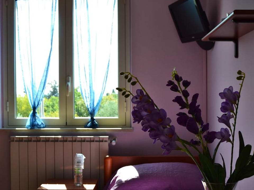 Room, 1 Bedroom, Smoking, Balcony | 1 bedroom