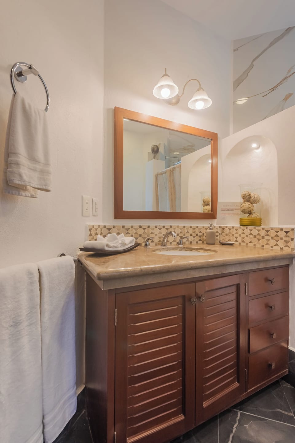 Villa Lumavi 6 Bedrooms, Private Pool, Playacar Villa in Playa del Carmen
