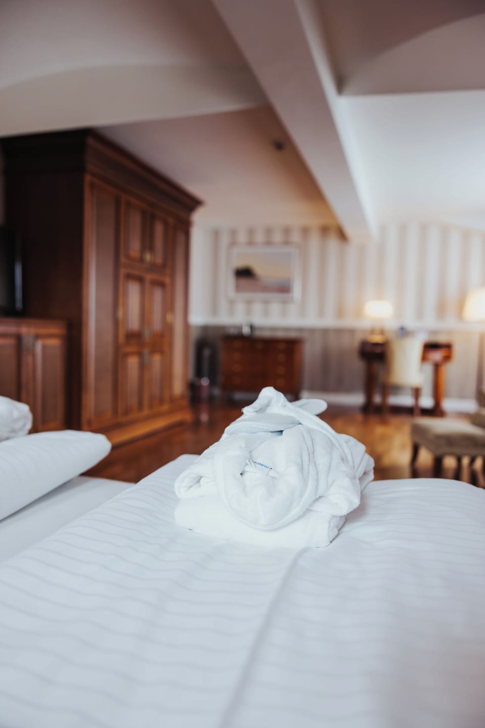 Junior Room | In-room safe, individually furnished, free WiFi, bed sheets