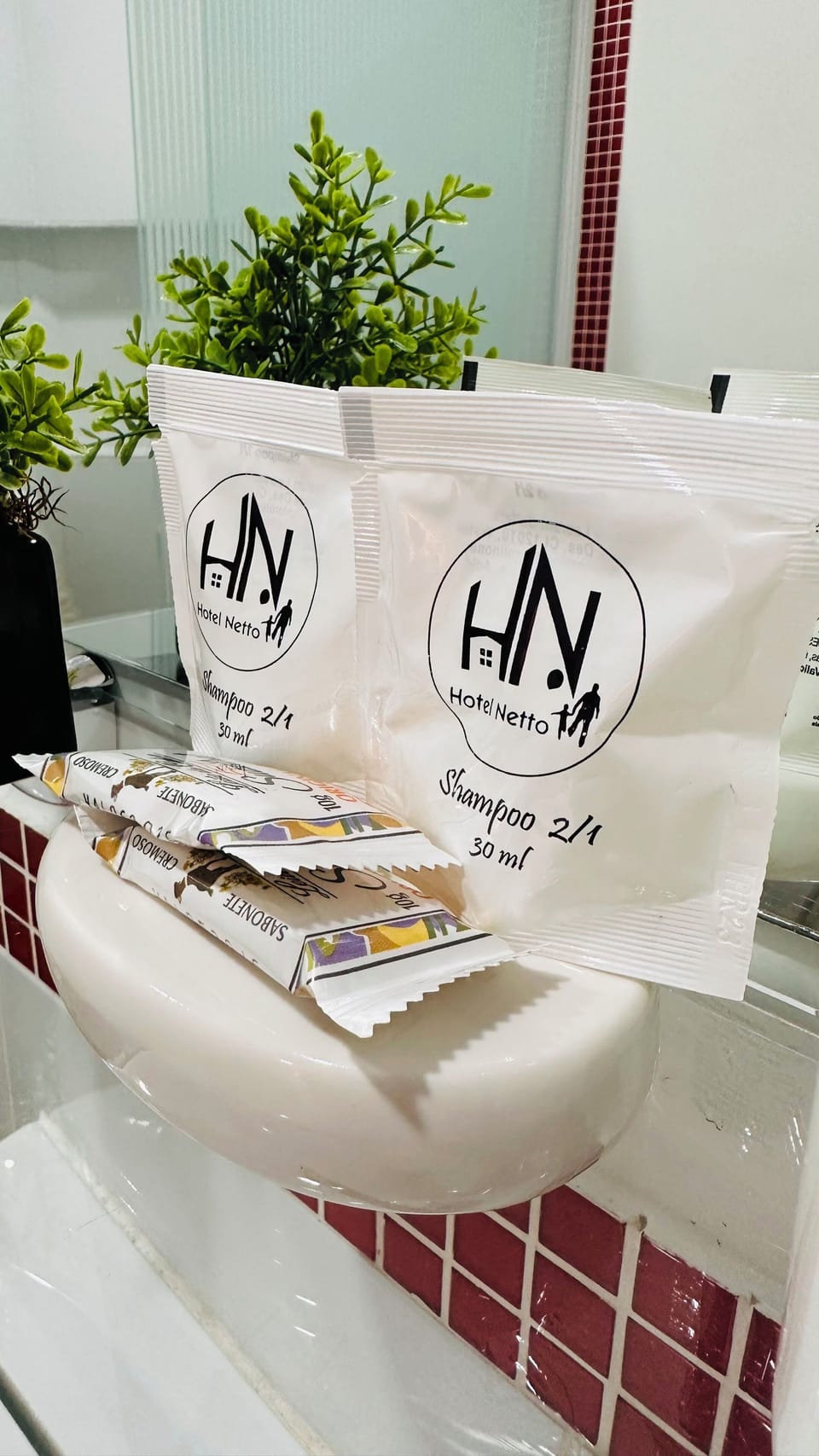 Executive Triple Room | Bathroom amenities | Shower, hair dryer, towels, soap