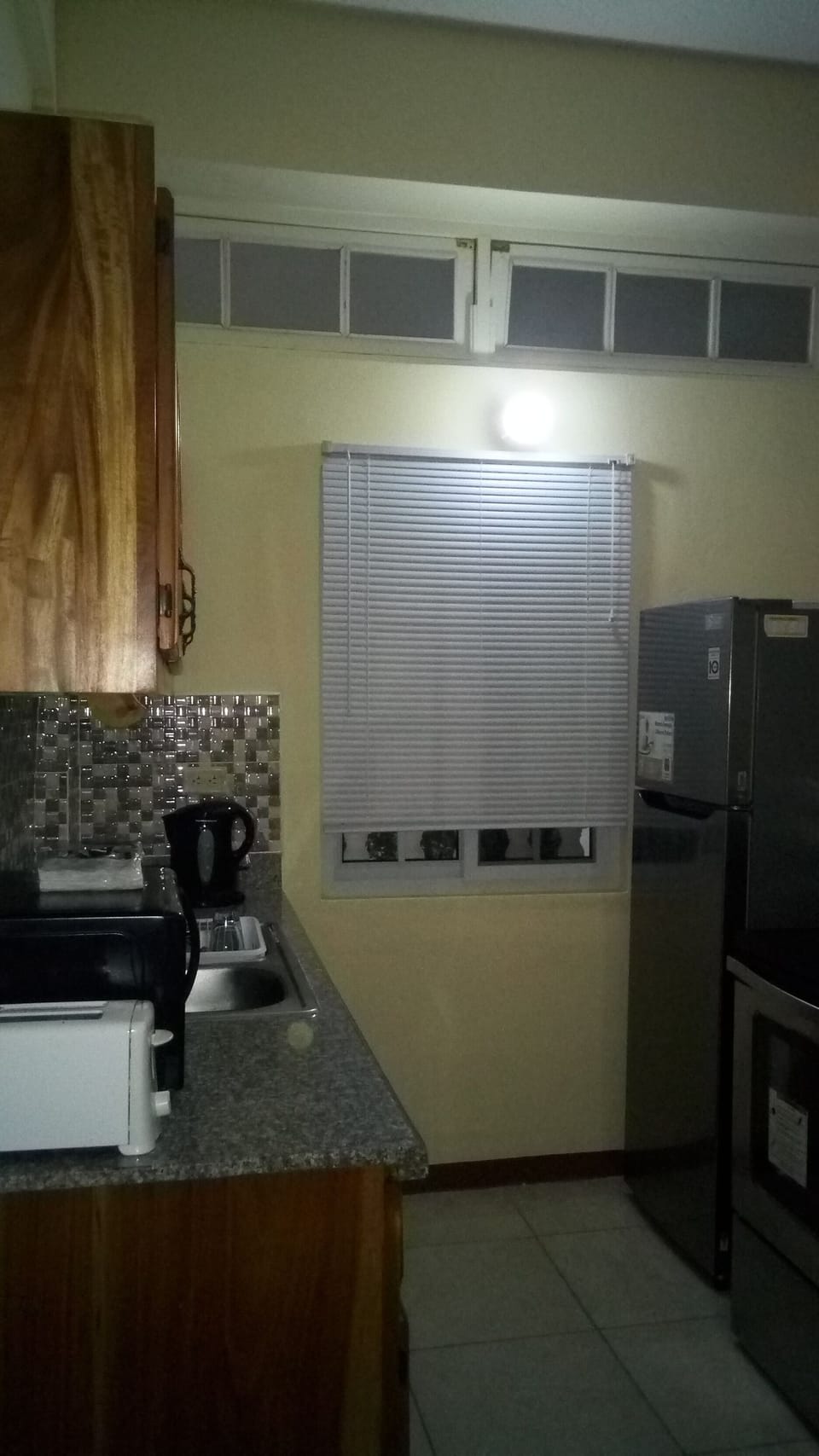 Double Two Bedroom Suite (2 Full Beds) | Private kitchen | Fridge, microwave, freezer, paper towels