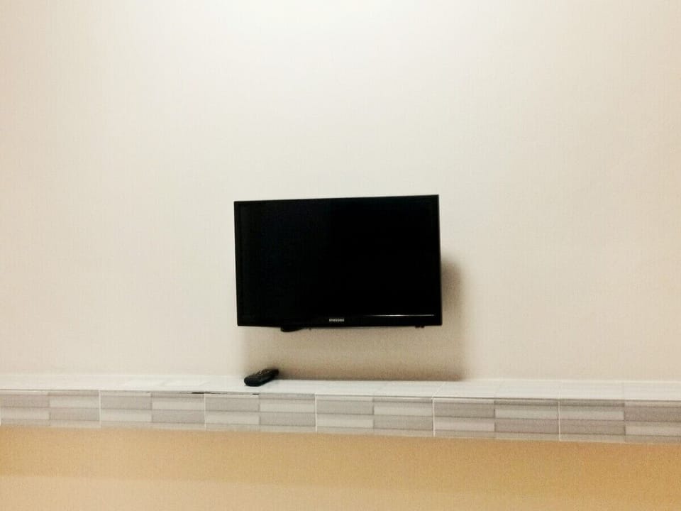 Standard King Room | Free WiFi, bed sheets